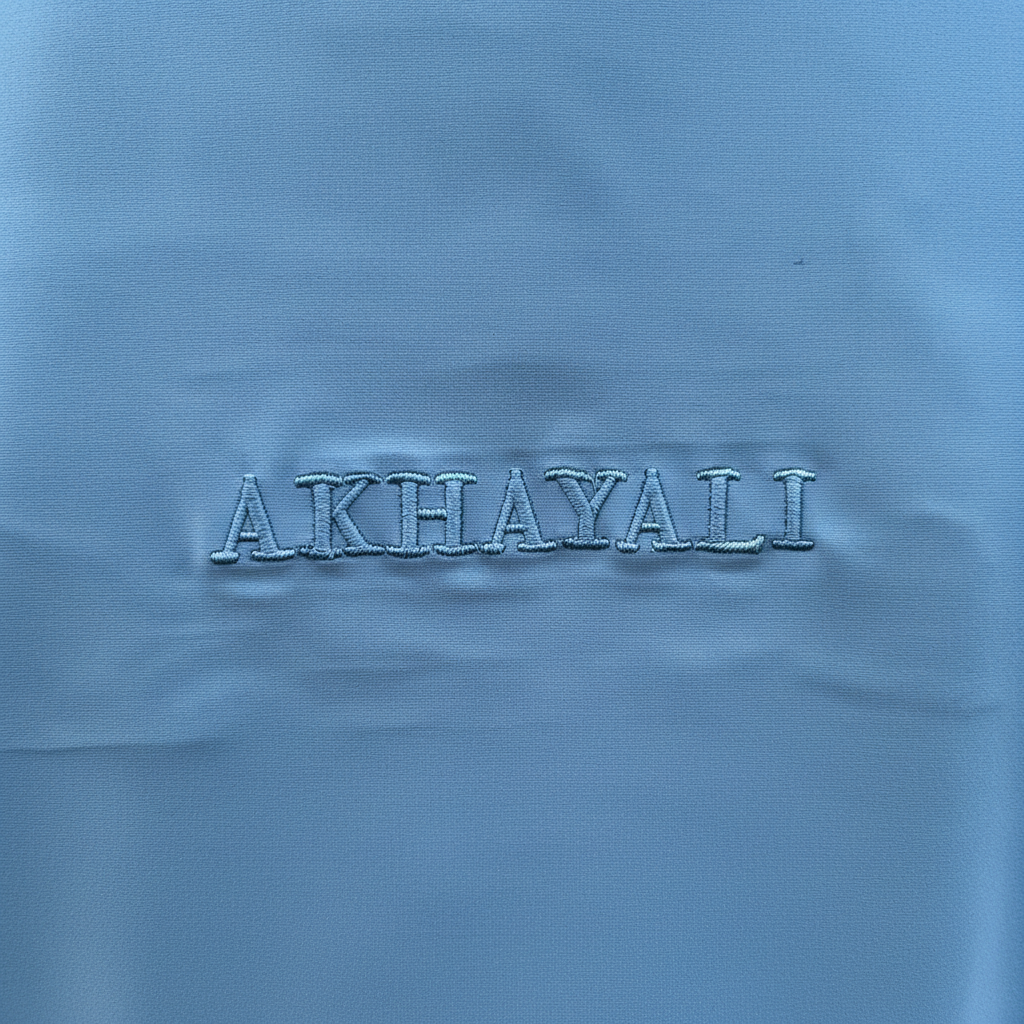 Detalle bordado AKHAYALI - zoom