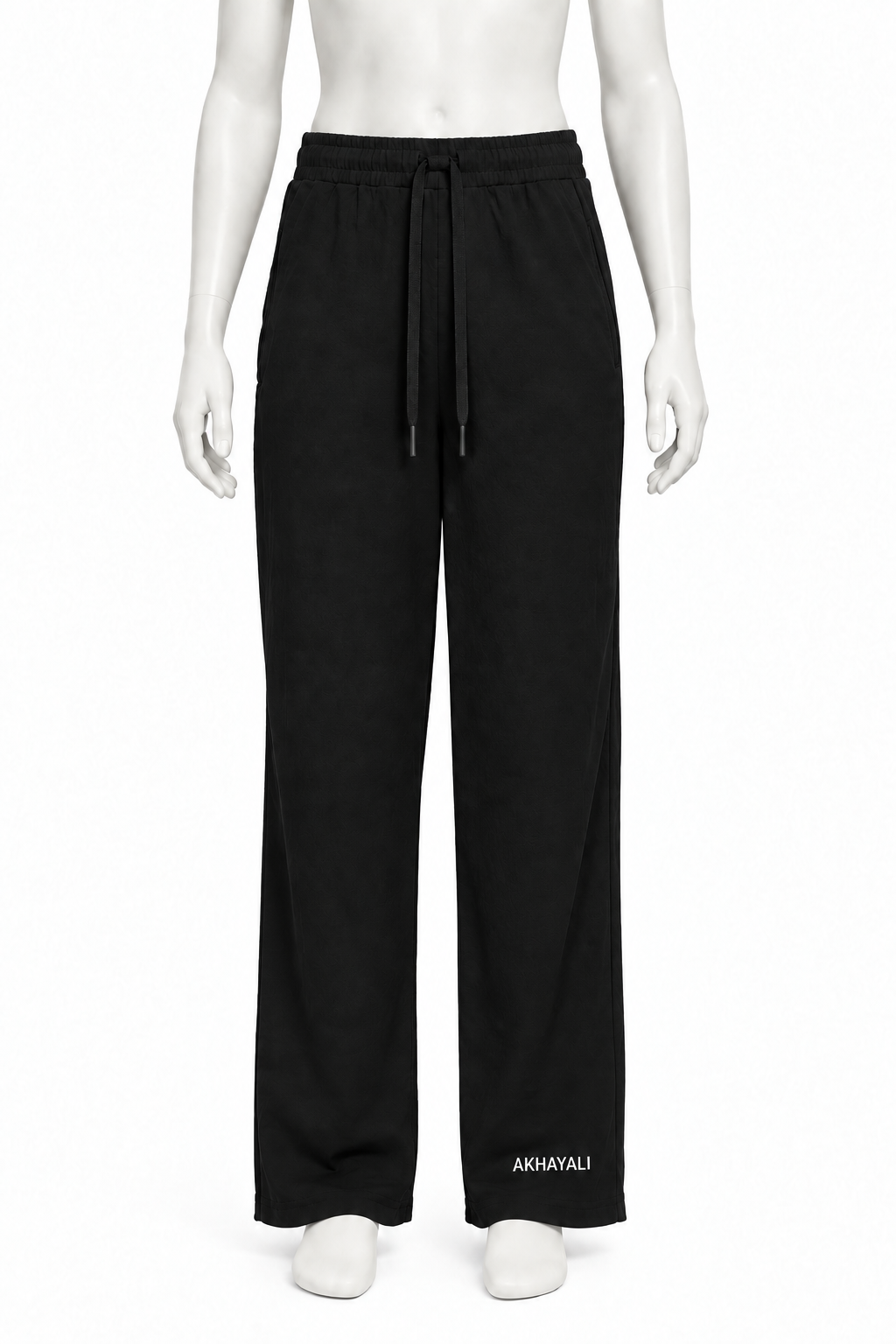 Pantalón AKHAYALI negro sobre maniquí